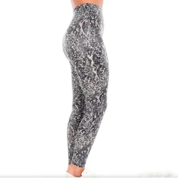 Spanx Faux Leather Snake Shine Leggings in Grey Snake - Picture 3 of 16